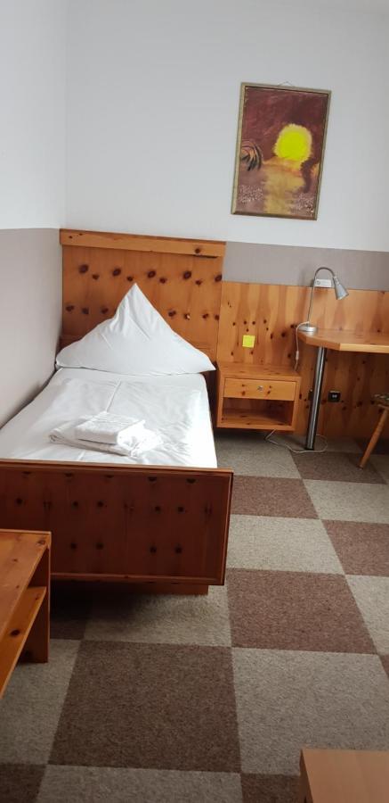 Hotel Zum Deutschen Eck Фельберт Экстерьер фото